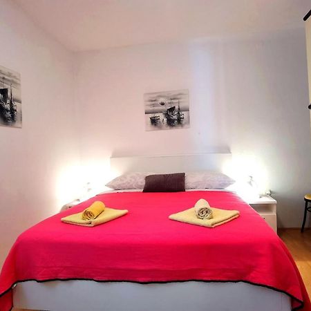 Apartments & Rooms Milena Vodice Exterior foto