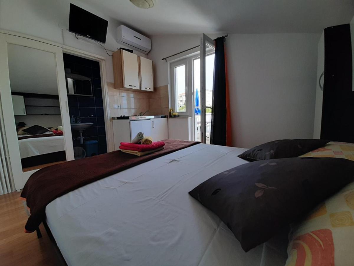 Apartments & Rooms Milena Vodice Exterior foto