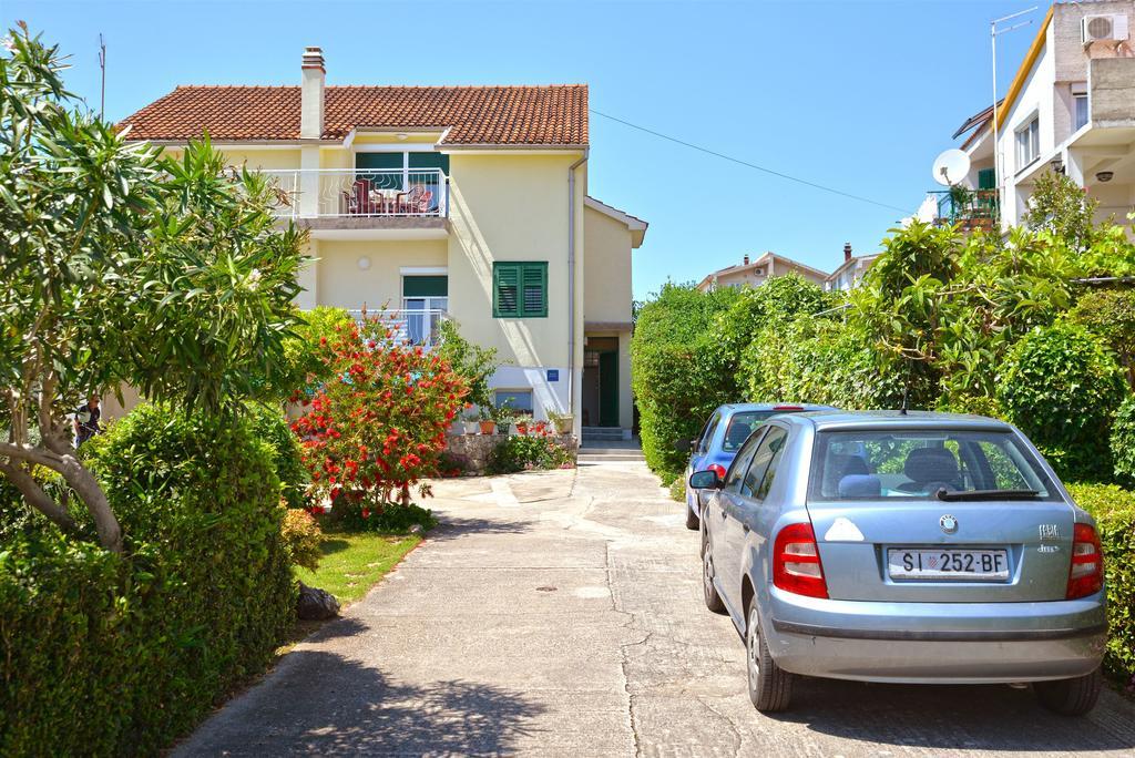 Apartments & Rooms Milena Vodice Exterior foto
